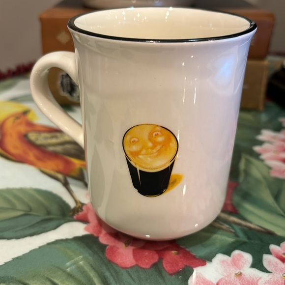 COPY - My Goodness My Guinness Mug with seal and zoo keeper.
VGC RARE collectab… - Picture 3 of 7